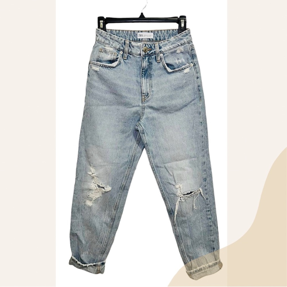 Zara high rise women jean - mom fit